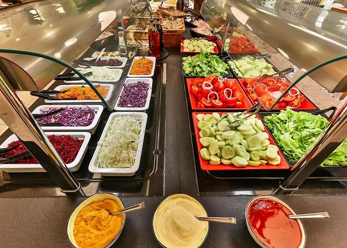 Herceg Novi hotels near Mamula Fortress