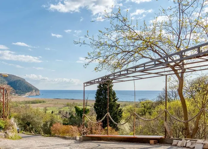 Pet friendly Savovic_Lux Apartment Petrovac