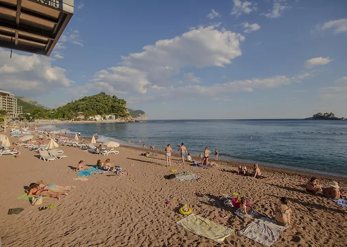 Apartments Lidija Petrovac