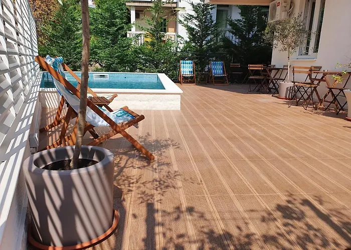 Sun And Sea Apartments Budva