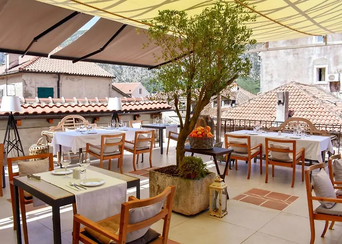 Hotel vicino a Kotor Old City