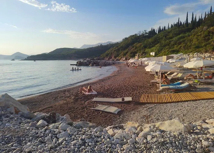 Apartments Drobni Pijesak Petrovac na moru