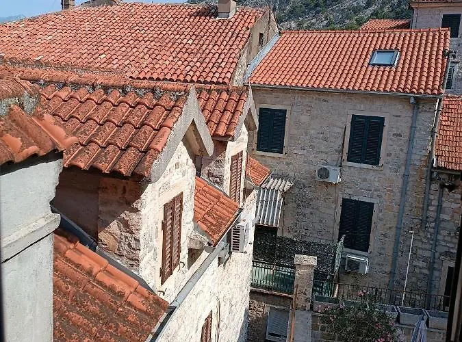Guesthouse Bit Accommodation Cattaro