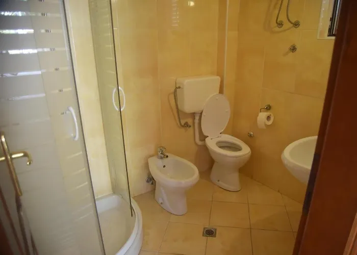 Hotel Vila Monte Sutomore