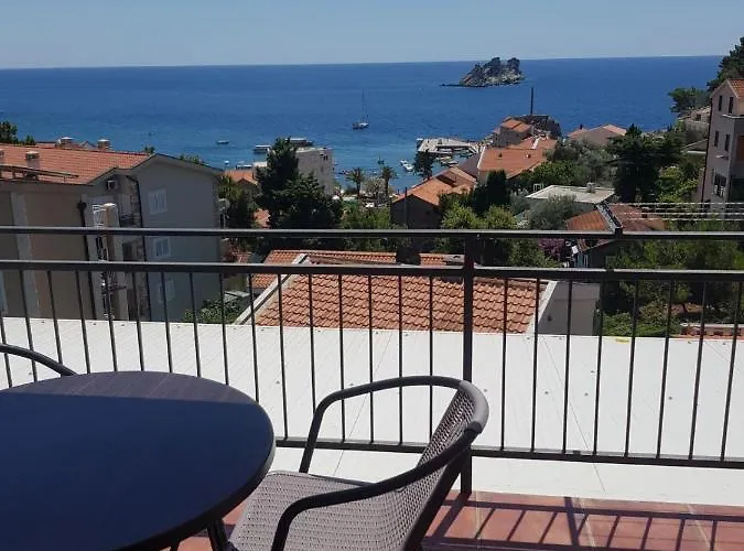 Apartments Ddm Petrovac