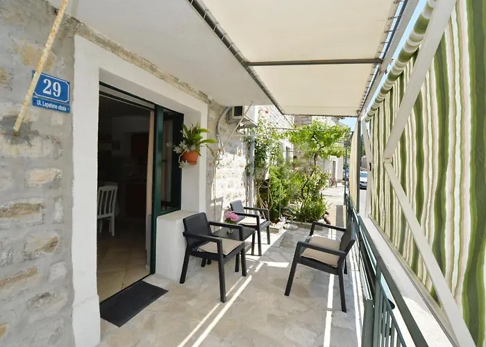 Tivat hotels near Sailboat Jadran