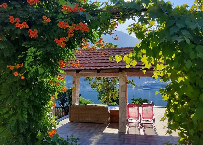 Boutique Holiday House Kotor