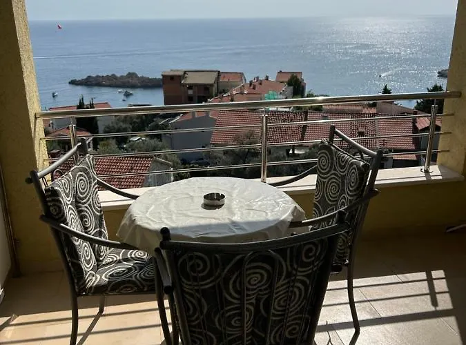 Bmv Room 2 With West Island View Sveti Stefan