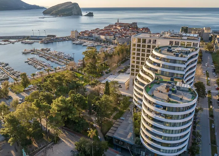 Amare Luxury Apartments Budva