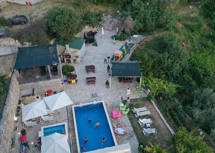 Haustierfreundliches Apartments Djedovic 2 Petrovac na moru