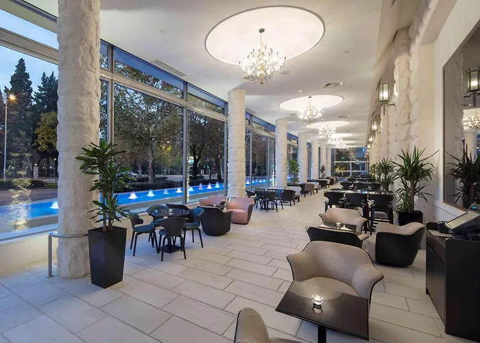 Podgorica Hotels With Jacuzzi in Room near Independence Square