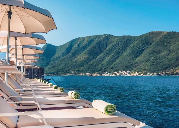 Hotels in Perast