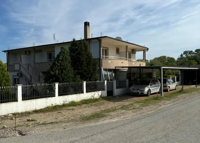 Studio Apartments Domenik Ulcinj
