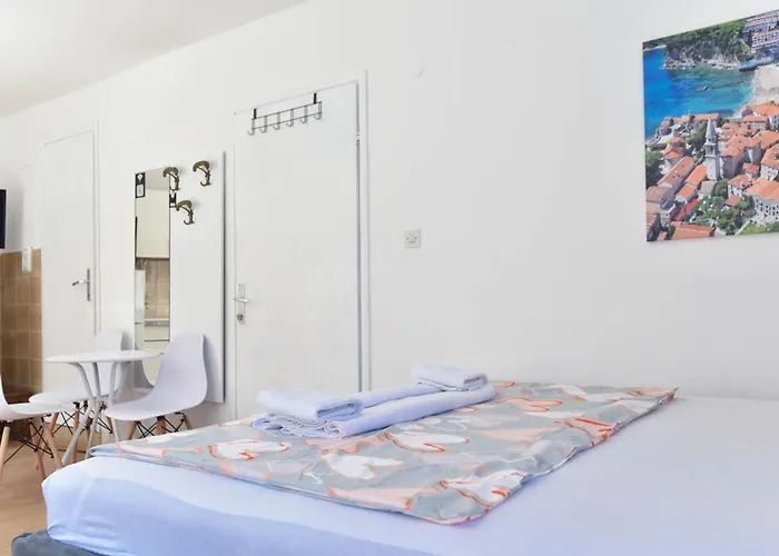 Apartment Lucky Budva