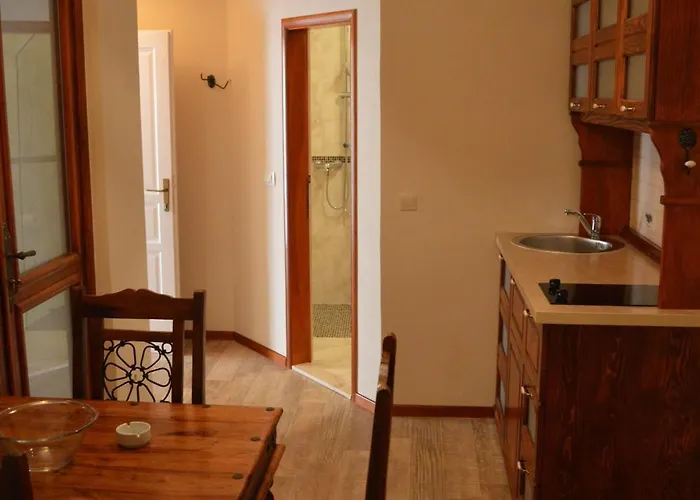 Apartments Leo Cattaro che accetta animali