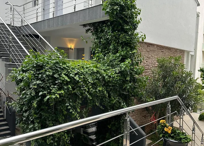 Hotels in Petrovac na moru
