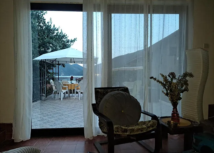 Holiday Home Bokokotorski Zaliv privato
