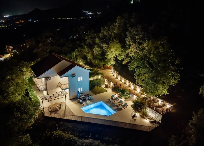 Haustierfreundliches Villa Sladovic Herceg Novi