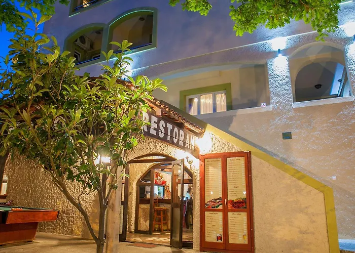 Pansion Nobel Hotel Petrovac