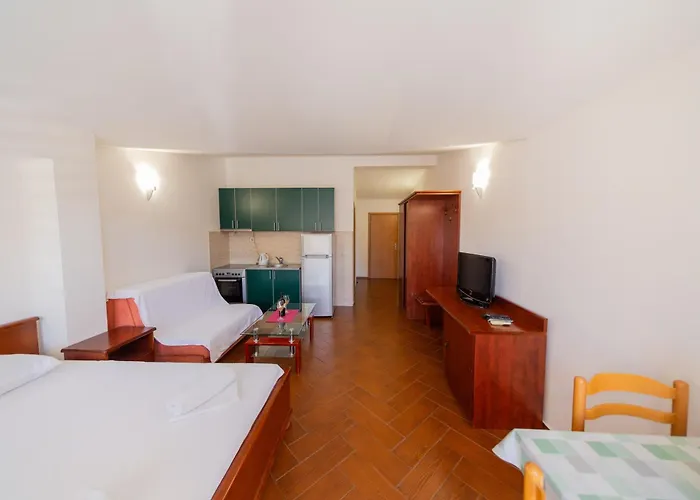 Sms Apartments Budva