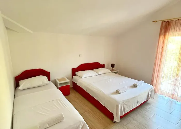 Apartments Dosljak Tivat