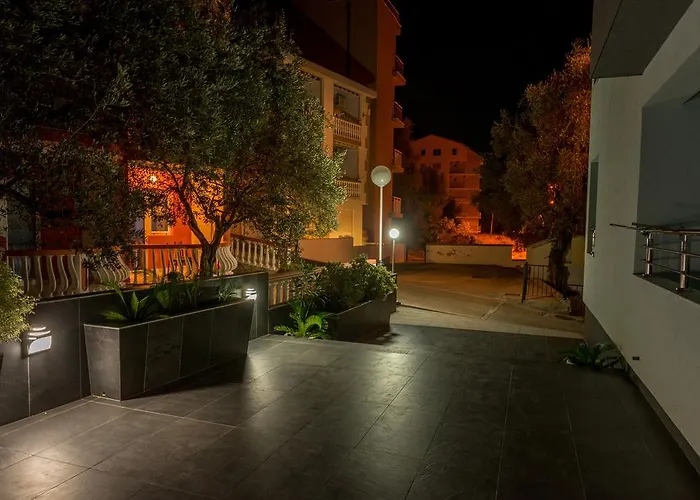 Apartmani Barovic Becici
