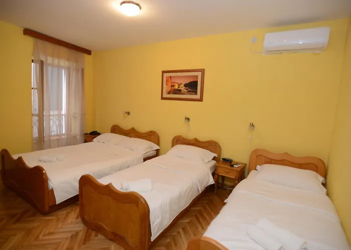 Hotel vicino a Porta del Mare