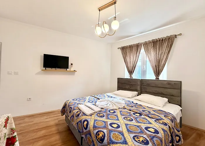 Apartments Elena Budva