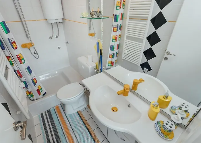 Haustierfreundliches Suncani Skalini- Beachfront Retreat Herceg Novi