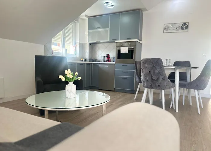Apartments Teodo