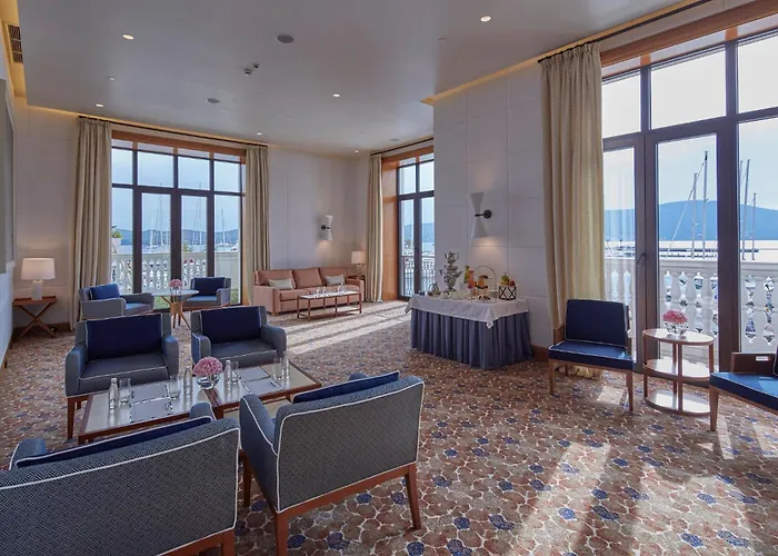 Tivat Hotels With Pool