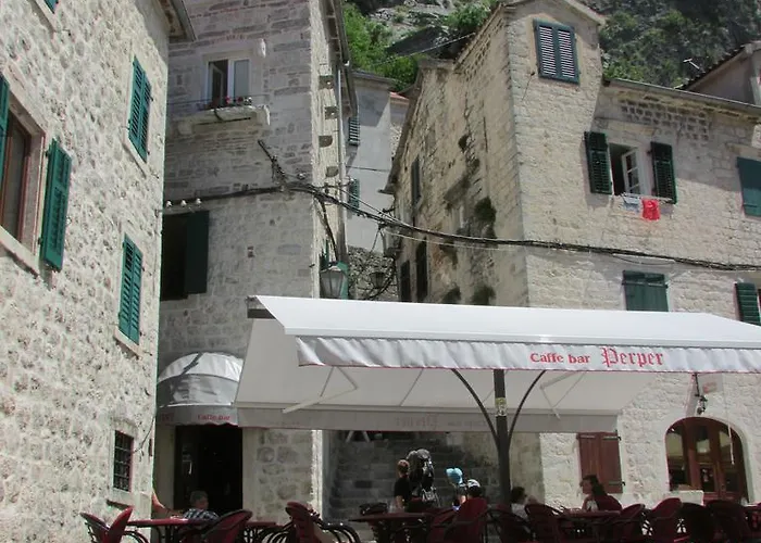 Apartments Popovic Kotor