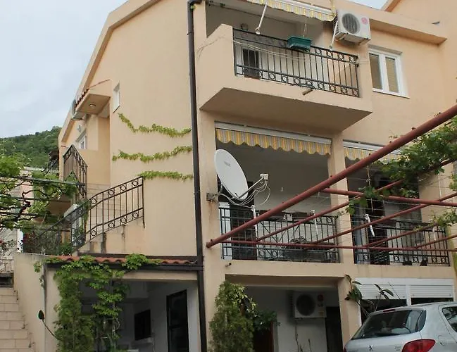 Apartments Djedovic Petrovac