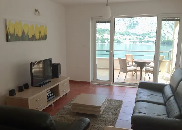 Apartment Fjord Waterfront Kotor