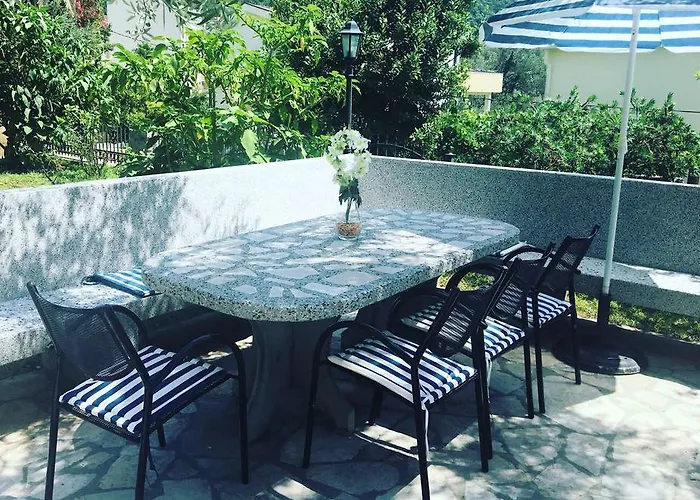 Haustierfreundliches Apartments Medin Danilo Petrovac na moru