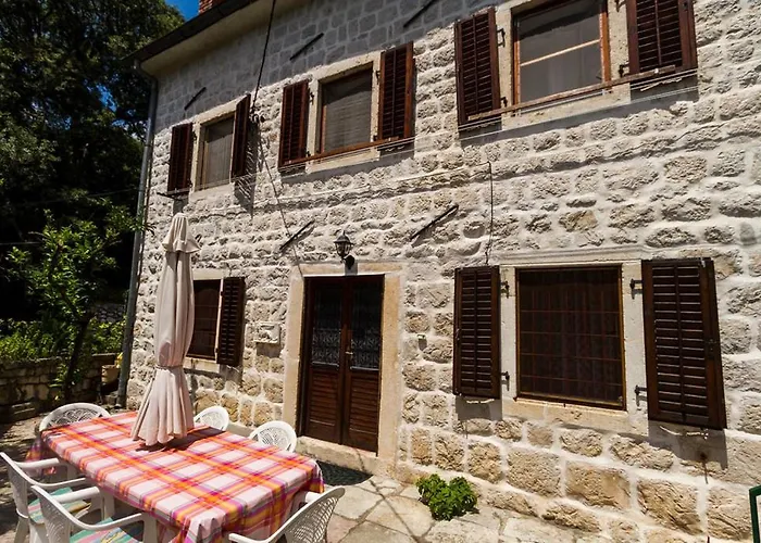 Apartment Villa Venezia Perast