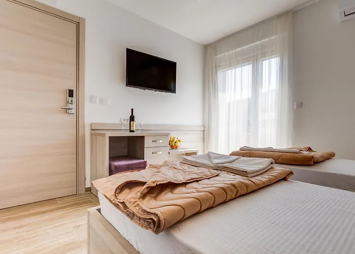 Al Mare Apartments Budua