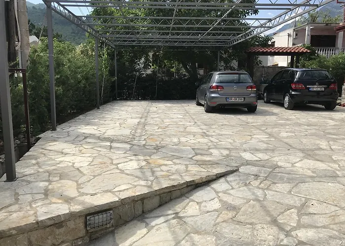 Apartmani Tomovic Sutomore