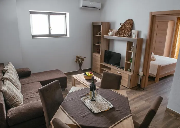 Big Hill Apartment Kotor