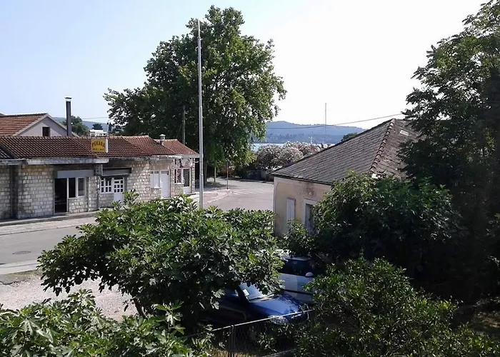 Guesthouse Schenk Tivat