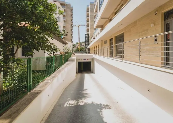 Blue Marlin Apartments Budva