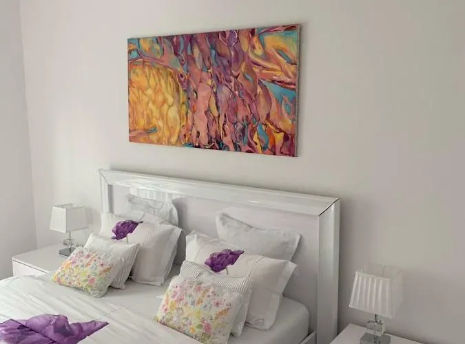 Pet friendly Urban Apartment Petrovac