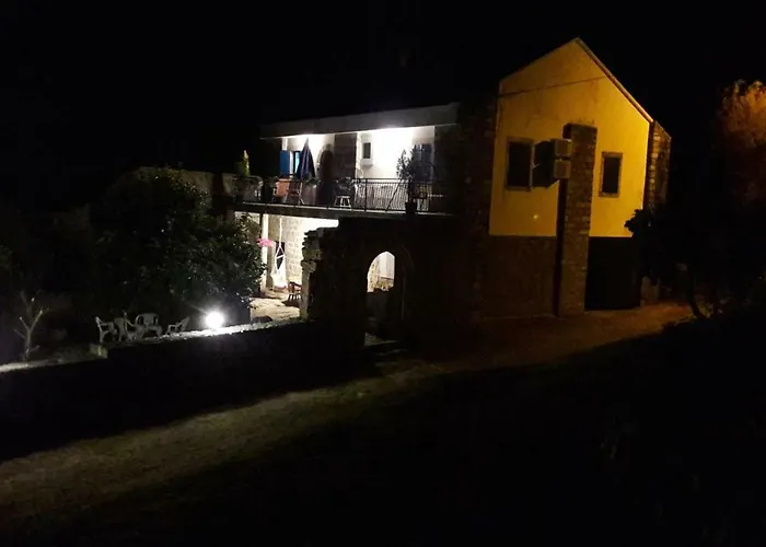 Holiday House Stari Volat Budva
