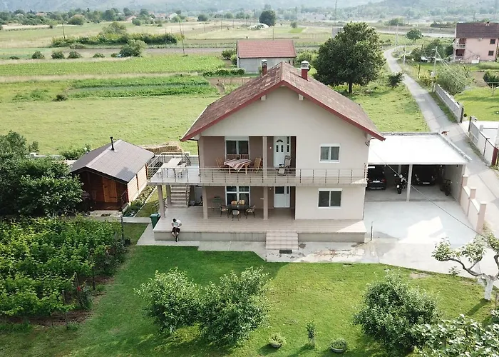 Eko Apartmani Krackovic Golubovci