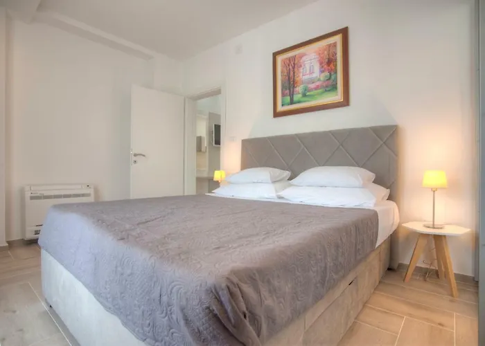 Przno Bay Hotel Sveti Stefan - 4 star Hotel