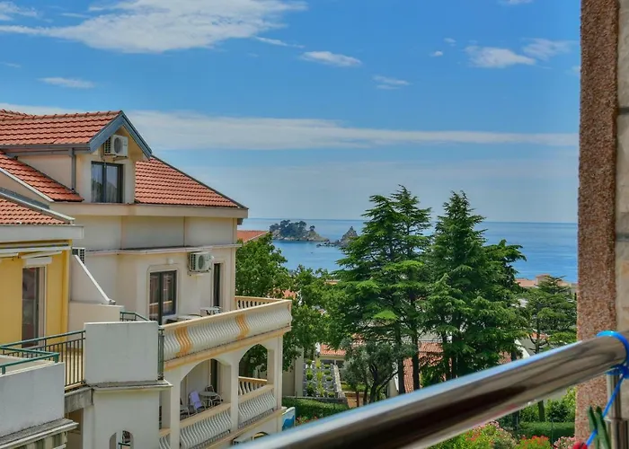 Apartments Srzentic Petrovac