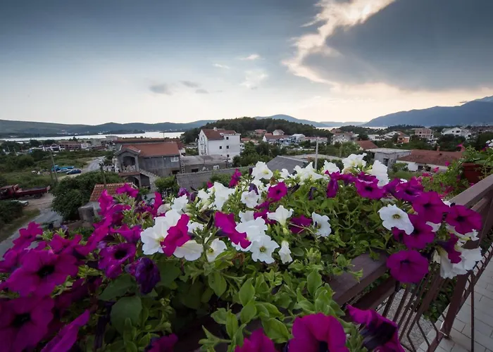 Apartments Pavicevic Tivat